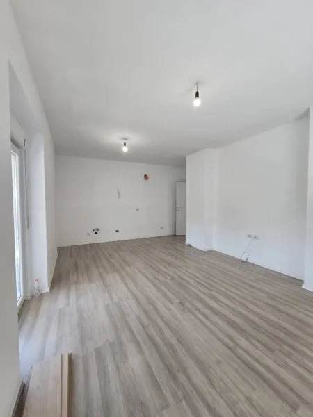 Tirane, shitet apartament 2+1+Aneks+Ballkon Kati 4, 106 m² 170.000 € (Kompleksi Alb-Edil, 5 Maji)
