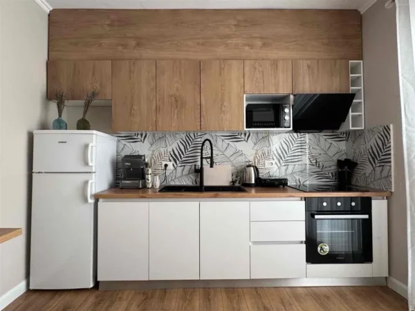 Tirane, jepet me qera apartament 2+1 Kati 2, 80 m² 1.200 € (qender)