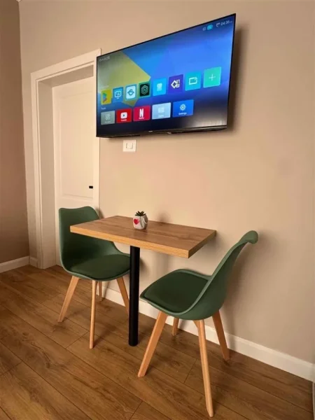 Tirane, jepet me qera apartament 2+1 Kati 2, 80 m² 1.200 € (qender)