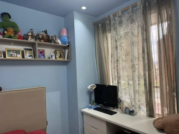 Tirane, jepet me qera apartament 2+1+Ballkon Kati 7, 94 m² 800 € (Rruga don bosco. Shtepi plus garazhd)
