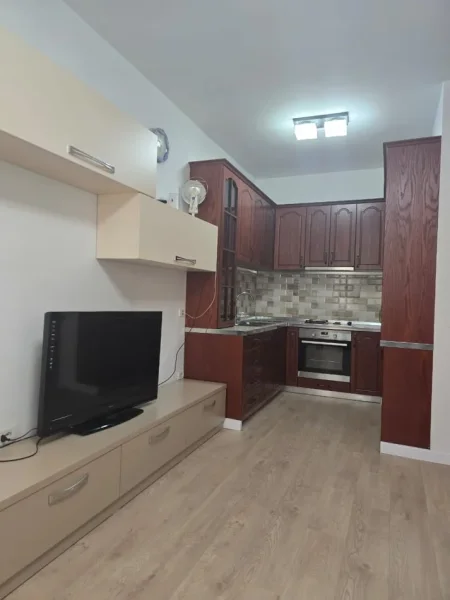 Tirane, shitet apartament 2+1+Ballkon Kati 2, 95 m² (FRATAR, ASTIR)
