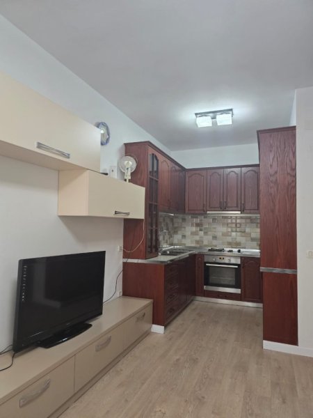 Tirane, shitet apartament 2+1+Ballkon Kati 2, 95 m² (FRATAR, ASTIR)