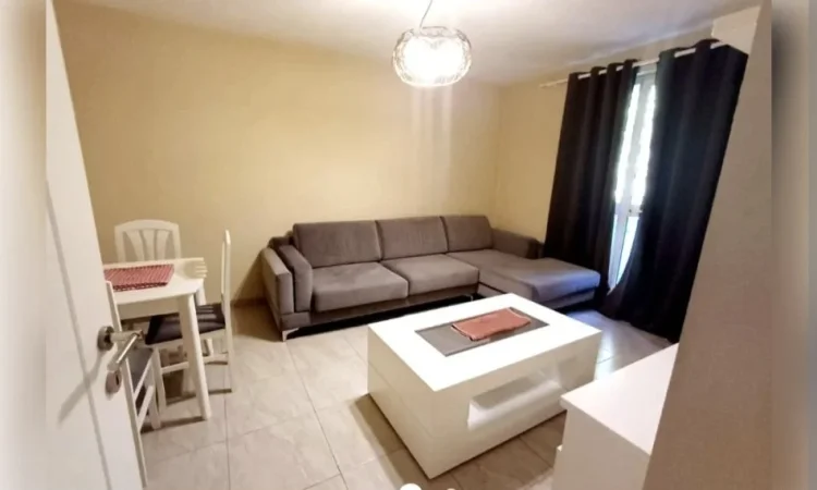 🔶️APARTAMENT  2+1 ME QIRA  ISH EKSPOZITA🔶️  500 €