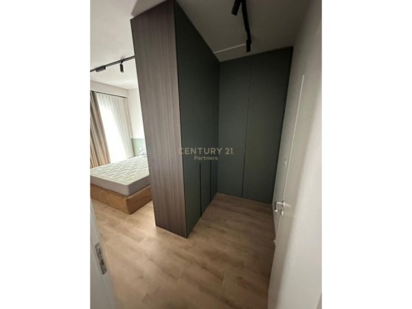 Tirane, shes apartament 2+1+Aneks+Ballkon Kati 1, 103 m² 210.000 € (Kompleksi Aura, Laprake)
