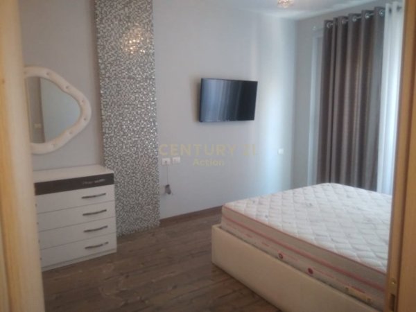 Tirane, jepet me qera apartament 2+1+Aneks+Ballkon Kati 6, 110 m² 800 € (Kompleksi Magnet)