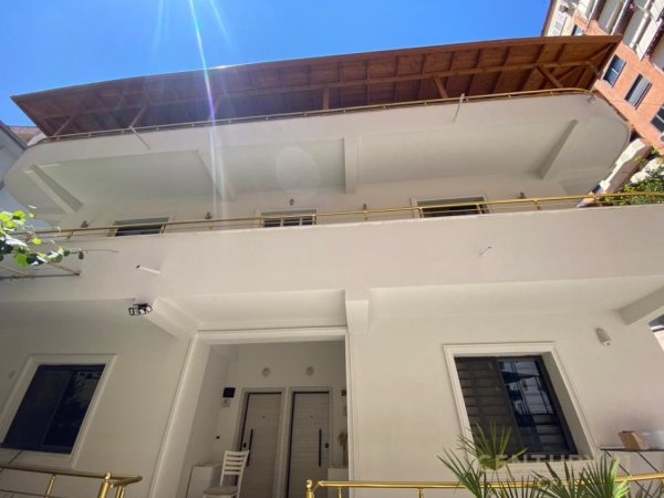 Tirane, jepet me qera Vile 3 Katshe Kati 3, 515 m² 6.000 € (Prane Ola Fast)