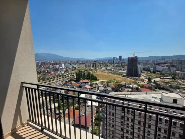 Tirane, shes apartament 1+1+Ballkon Kati 13, 78 m² 226.000 € (ALTURA TRADE CENTER)