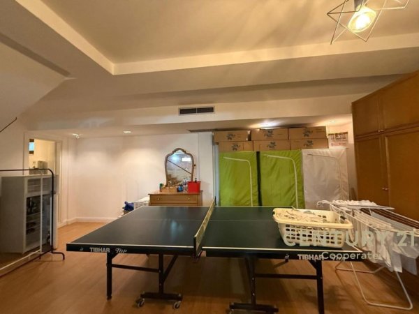 Tirane, shitet Vile 2 Katshe , 420 m² 1.200.000 € (KOMPLEKSI COLOMBO, LUNDER)