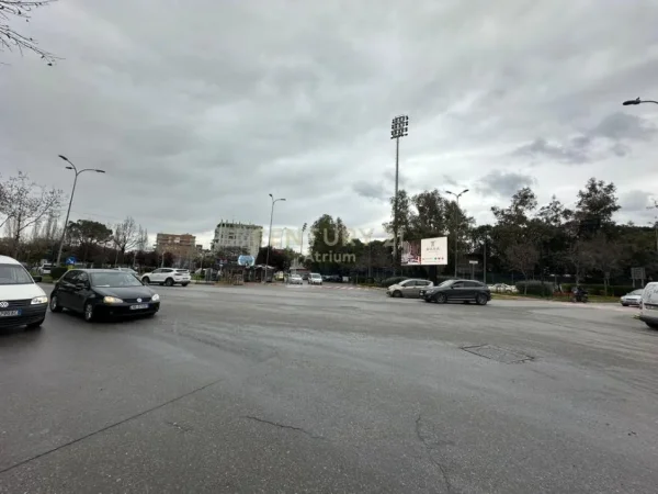 Tirane, shes ambjent biznesi Kati 0, 36 m² 306.000 € 