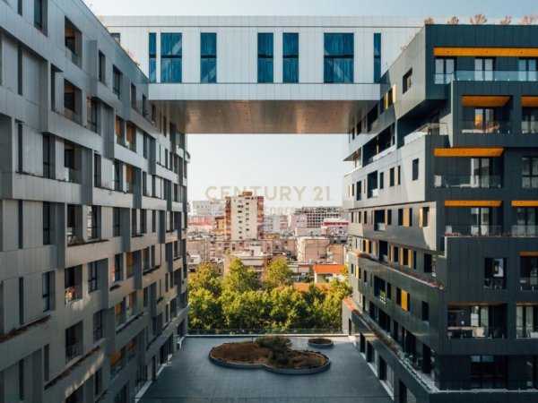 Tirane, jepet me qera zyre Kati 3, 100 m² 1.000 € (Square 21)