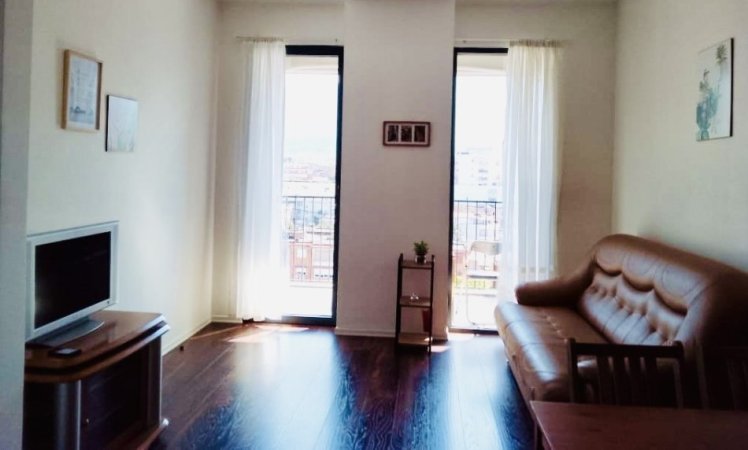 Tirane, jepet me qera apartament 1+1+Aneks+Ballkon Kati 7, 70 m² 480 € (oxhaku)