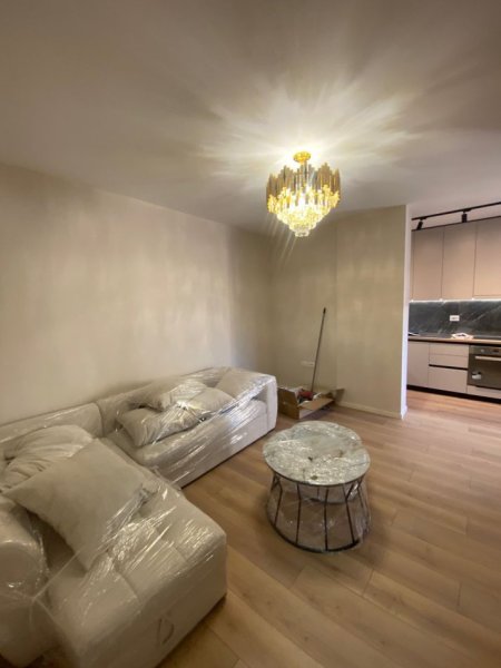 Tirane, shitet apartament 2+1 Kati 6, 112 m² 138.000 € (astir)