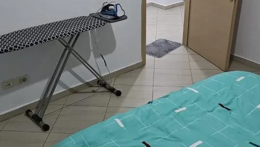 Tirane, jepet me qera apartament 1+1+Ballkon Kati 3, 65 m² 400 € (Prane Doganes Unaza e Re)