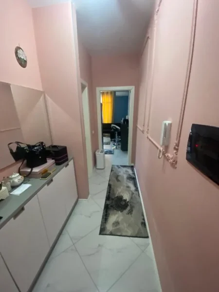 Tirane, shitet apartament 2+1+Ballkon Kati 4, 72 m² 174.000 € (ISH FUSHA AVIACIONIT)