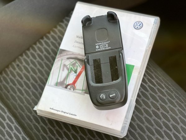 VOLKSWAGEN GOLF VI - 2.0 NAFTE 👉 2010 👈 kambio AUTOMATIKE - 7.300 €