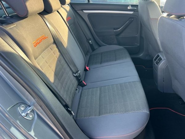 VW GOLF V - 1.9 NAFTE 👉 2007 👈 kambio MANUALE 4.490 €
