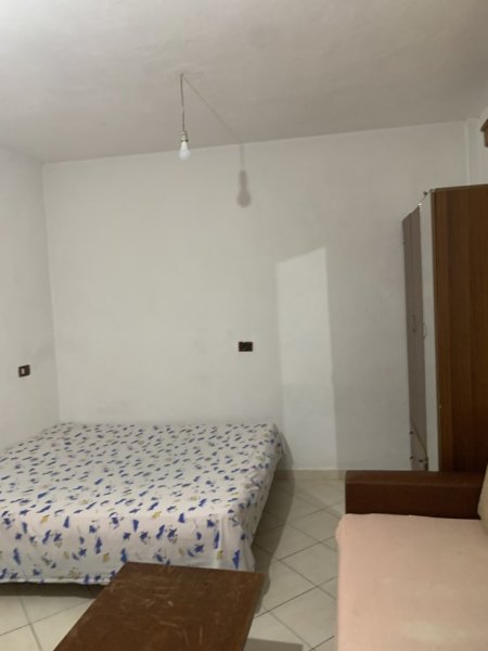 Tirane, jepet me qera garsonier 1+1 Kati -1, 37 m² 27.000 € (Ferdinand deda)
