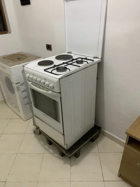 Tirane, jepet me qera garsonier 1+1 Kati -1, 37 m² 27.000 € (Ferdinand deda)