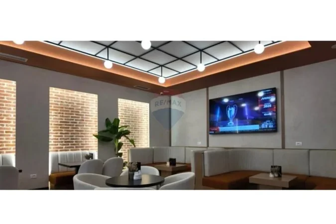 Tirane, jepet me qera bar-resorant Kati 0, 240 m² 2.200 € (Fresku)