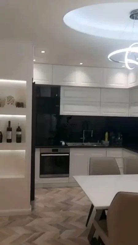 Tirane, shitet apartament 3+1+Ballkon Kati 2, 127 m² 216.000 € (5 MAJI)