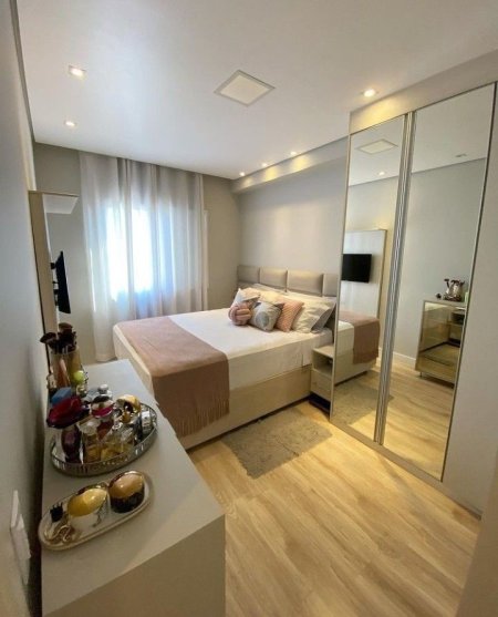 Tirane, jepet me qera apartament 1+1+Ballkon Kati 4, 75 m² 350 € (FRESK)
