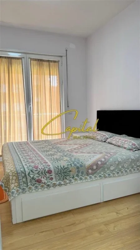 Tirane, jepet me qera apartament 1+1 Kati 3, 75 m² 550 € (ASTIR)