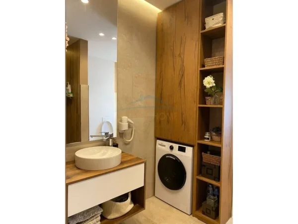 Golem, shitet Penthouse 3+1 Kati 6, 188 m² 300.000 € (Durres)