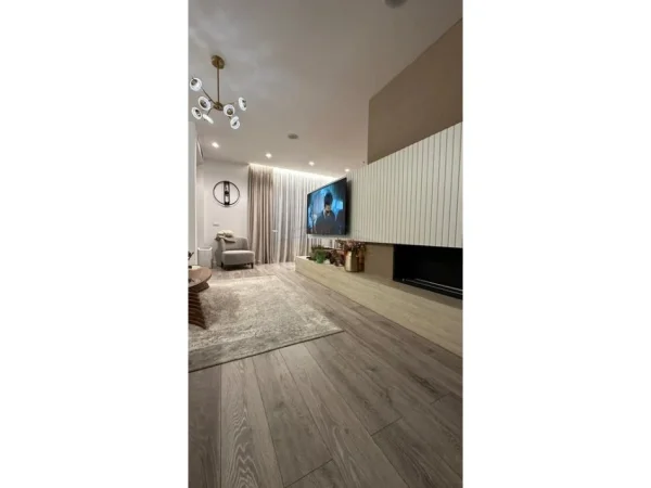 Golem, shitet Penthouse 3+1 Kati 6, 188 m² 300.000 € (Durres)