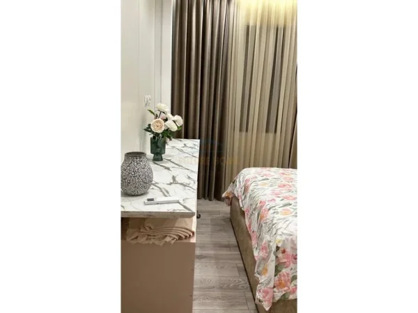 Durres, shitet apartament+verande | Penthouse 3+1+Ballkon Kati 6, 188 m² 300.000 € (Golem)