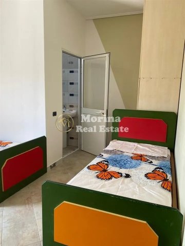 Tirane, jepet me qera shtepi 1+1 Kati 2, 30 m² 200 € (QTU)