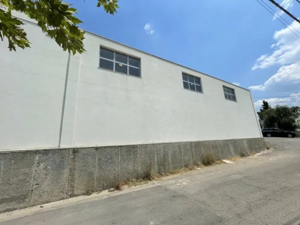 Tirane, jepet me qera magazine Kati 0, 500 m² (Ibrahim Shalqizi)