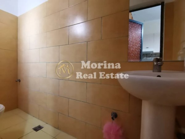 Tirane, jepet me qera apartament 1+1 Kati 1, 380 € (Gjon Mili)