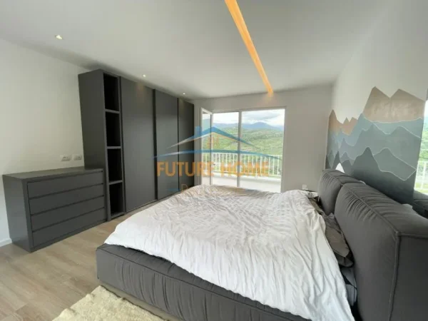 Tirane, jepet me qera Vile 3 Katshe Kati 0, 550 m² 2.500 € (Green Garden Residence,Tirane)
