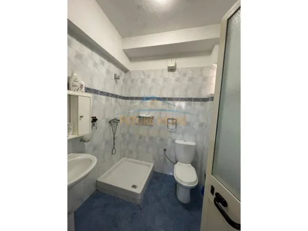 APARTAMENT 2+1 PER SHITJE NE MYSLYM SHYR