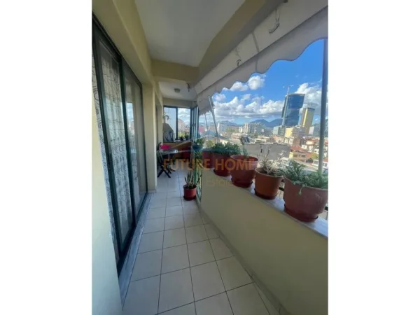 APARTAMENT 2+1 PER SHITJE NE MYSLYM SHYR