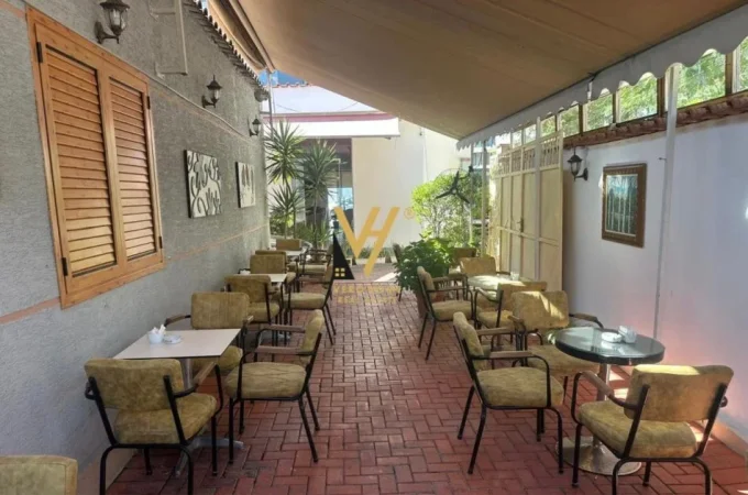 Tirane, jepet me qera ambjent biznesi Kati 0, 100 m² 1.500 € (DON BOSKO)