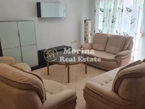Tirane, jepet me qera apartament 2+1 Kati 5, 110 m² 700 € (Liqeni Artificial)