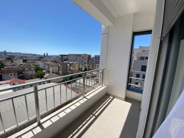 Tirane, jepet me qera apartament 2+1 Kati 7, 102 m² 850 € (Kompleksi Green Harmony Porcelan)