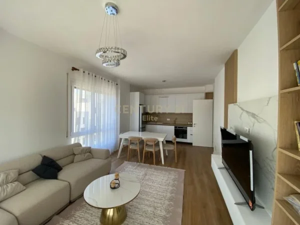 Tirane, jepet me qera apartament 2+1 Kati 7, 102 m² 850 € (Kompleksi Green Harmony Porcelan)