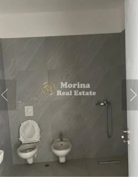 Tirane, jepet me qera apartament 2+1 Kati 2, 112 m² 600 € (Bulevardi Migjeni)