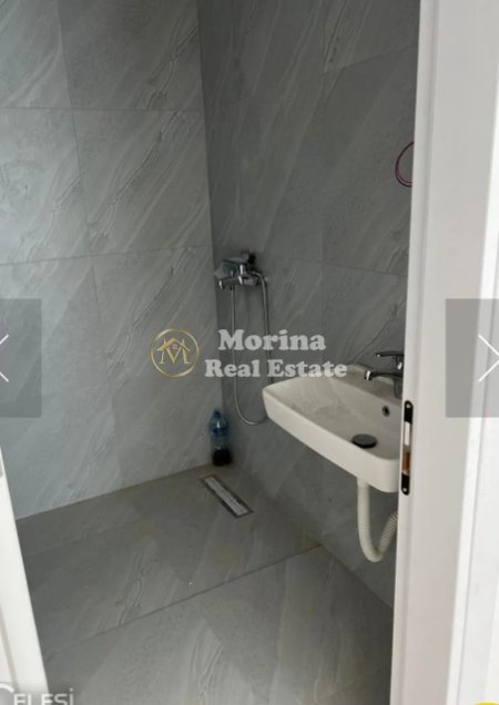 Tirane, jepet me qera apartament 2+1 Kati 2, 112 m² 600 € (Bulevardi Migjeni)