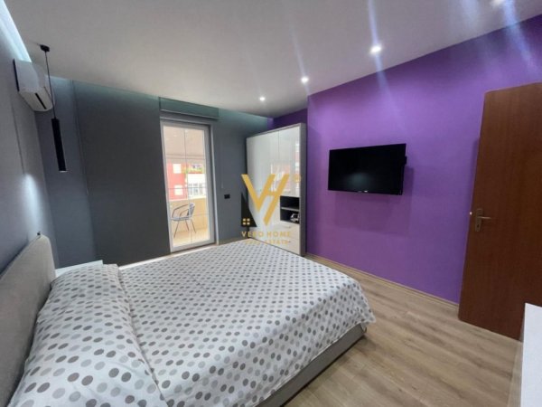 Tirane, jepet me qera apartament 2+1+Ballkon Kati 7, 95 m² 600 € (ASTIR)