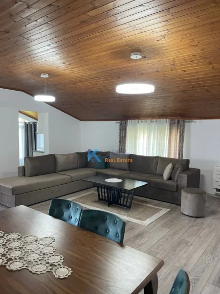 Tirane, jap me qera apartament+verande | Penthouse 1+1+Ballkon Kati 2, 90 m² 600 € (Farke)