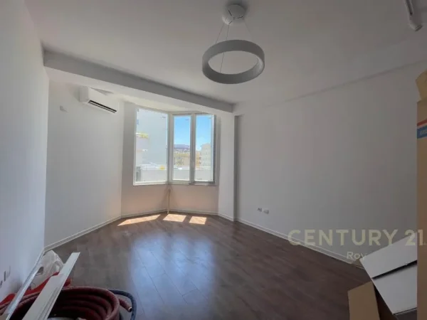 Durres, shitet apartament 1+1 Kati 2, 60 m² 90.000 € (Plazh, Durrës)