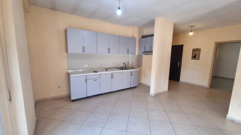 Tirane, jepet me qera apartament 1+1 Kati 4, 73 m² 400 € (JEPET ME QERA SUPER APARTAMENT 1+1 NE DON BOSKO TEK VIZION PLUS)