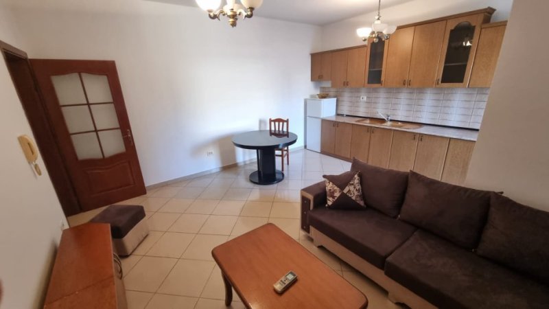 JEPET ME QERA SUPER APARTAMENT 2+1 550 €
