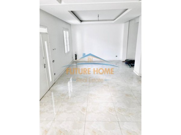 Tirane, jepet me qera Vile , 535 m² 3.500 € (Prane universitetit &quot;Marin Barleti&quot;, Selite)
