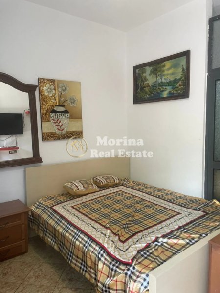 Tirane, jepet me qera apartament 1+1 , 60 m² 300 € (Rruga 5 Maji)
