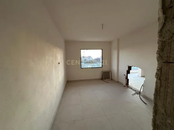 Durres, shitet apartament 1+1 Kati 4, 75 m² 60.000 € (REZIDENCEN EON GOLEM !)