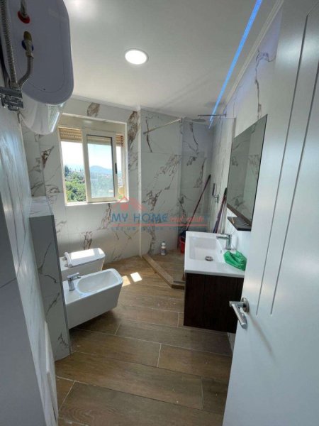 shitet apartament 2+1 Kati 4, 124 m² 124.100 € (Fresk)